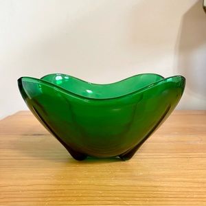 Antique 30s Depression Glass Bowl Emerald Forest Green Square Wave